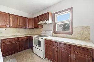 107 Princeton St, Chelmsford, MA 01863 - Photo 8
