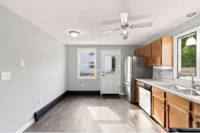 15 Sunflower Lane #B, Westfield, MA 01085 - Photo 16