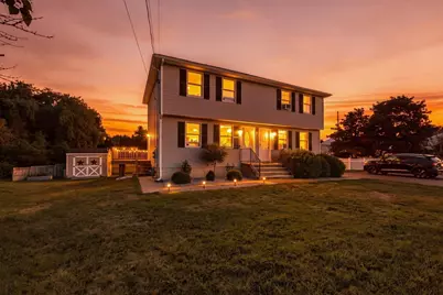 15 Sunflower Lane #B, Westfield, MA 01085 - Photo 1