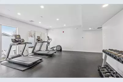 205 Maverick St #211, Boston, MA 02128 - Photo 24