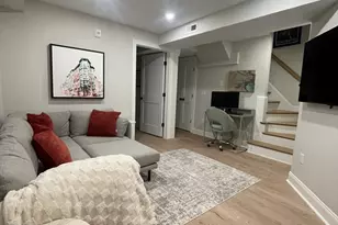 5 Garden Ct, Boston, MA 02113 - Photo 10