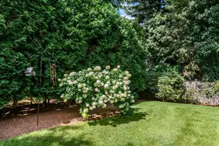 186 Oakland St, Wellesley, MA 02481 - Photo 20