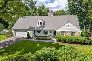 186 Oakland St, Wellesley, MA 02481 - Photo 1