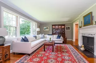186 Oakland St, Wellesley, MA 02481 - Photo 4