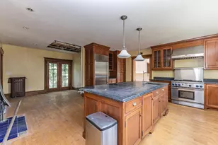 29 Gorham St, Chelmsford, MA 01824 - Photo 12