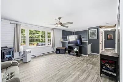 112 Walker Road, Shirley, MA 01464 - Photo 4