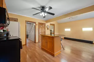 317 Oxford St N, Auburn, MA 01501 - Photo 4