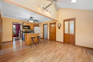 317 Oxford St N, Auburn, MA 01501 - Photo 6