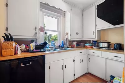 317 Oxford St  N, Auburn, MA 01501 - Photo 8