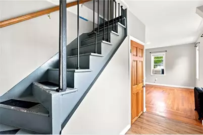 884 River, Providence, RI 02908 - Photo 18