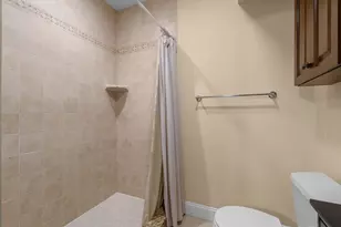 33 Cohasset St, Boston, MA 02131 - Photo 14