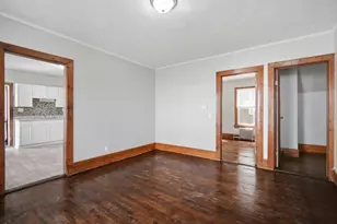 55-57 Oak St, Springfield, MA 01151 - Photo 8