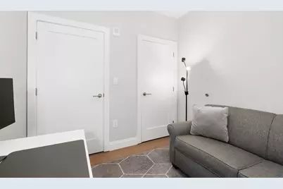 100 Shawmut Ave #302, Boston, MA 02118 - Photo 18