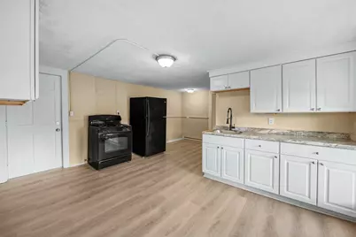 32-34 Pearl St, Chicopee, MA 01013 - Photo 10