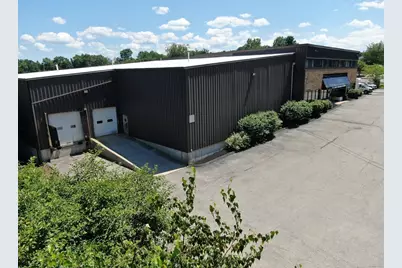 950 Chestnut St, Franklin, MA 02038 - Photo 2