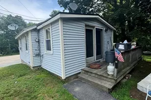 238 Maquan St, Hanson, MA 02341 - Photo 2