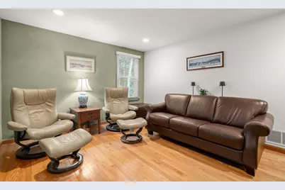13 Bayberry Rd, Raynham, MA 02767 - Photo 6