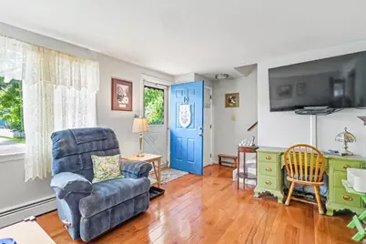 10 Lincoln Avenue #10, Haverhill, MA 01830 - Photo 4
