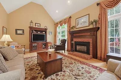 23 Lenox Dr, Franklin, MA 02038 - Photo 16
