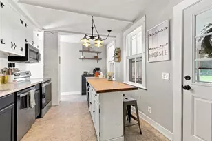 3 Pleasant St, Huntington, MA 01050 - Photo 18