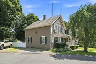 3 Pleasant St, Huntington, MA 01050 - Photo 6