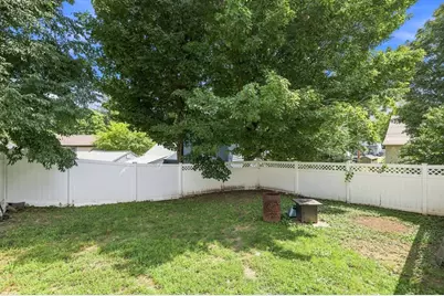 3 Pleasant Street, Huntington, MA 01050 - Photo 32