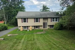 265 N East St, Amherst, MA 01002 - Photo 2