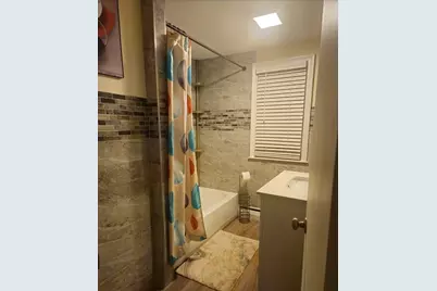 369 Breckwood Blvd, Springfield, MA 01109 - Photo 10