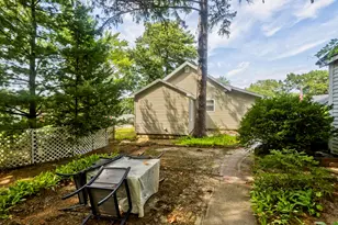 791 Britton St, Chicopee, MA 01020 - Photo 32