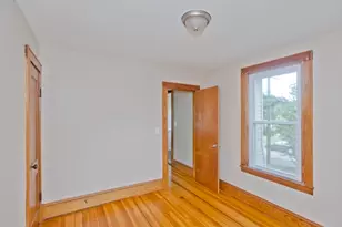 791 Britton St, Chicopee, MA 01020 - Photo 16