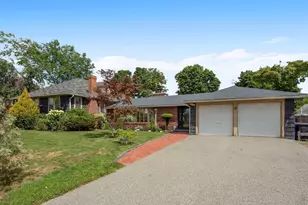 92 Narragansett Rd, Quincy, MA 02169 - Photo 32
