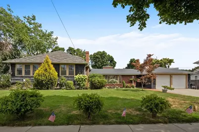 92 Narragansett Rd, Quincy, MA 02169 - Photo 2