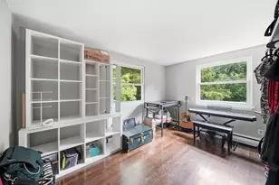137 John A Dunn Memorial Dr, Rockland, MA 02370 - Photo 2
