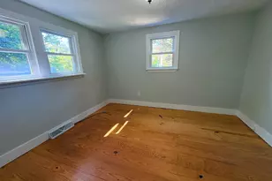 38 Frank St, Middleborough, MA 02346 - Photo 8