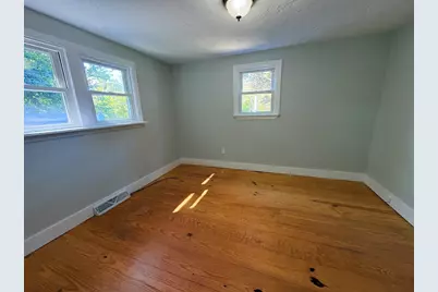 38 Frank St, Middleborough, MA 02346 - Photo 8