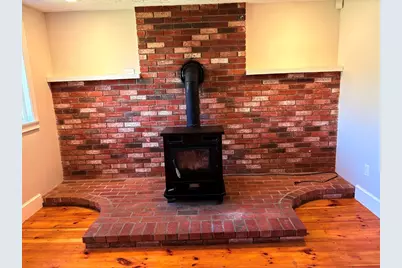 38 Frank St, Middleborough, MA 02346 - Photo 4