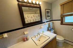 231 River Dr, Hadley, MA 01035 - Photo 12