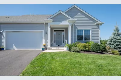 166 Stone Hill Dr #166, Northbridge, MA 01588 - Photo 1