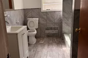 28 Aspinwall Rd, Boston, MA 02124 - Photo 6