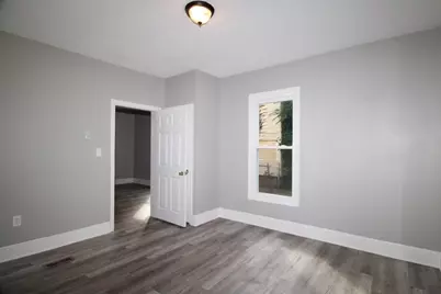 129 Catharine St, Springfield, MA 01109 - Photo 14