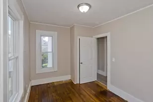 30 Hawthorne St, Springfield, MA 01105 - Photo 18
