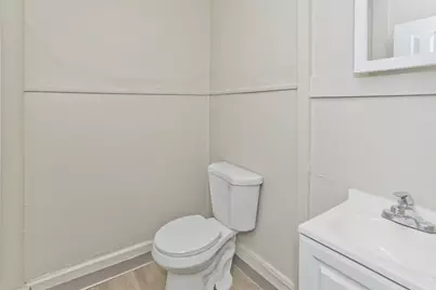 30 Hawthorne St, Springfield, MA 01105 - Photo 24