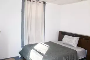 10 Hollywood St, Worcester, MA 01610 - Photo 8