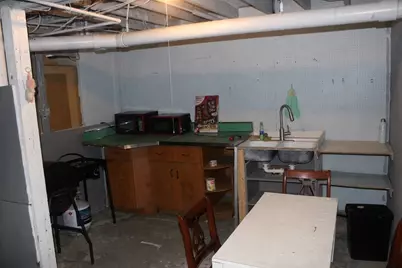 10 Hollywood St, Worcester, MA 01610 - Photo 24