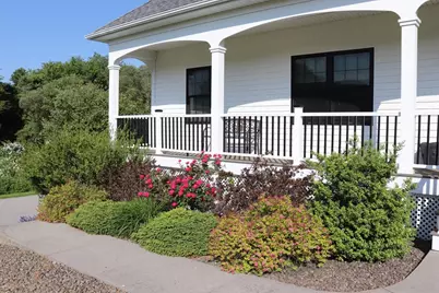 20 Meadowbrook Ln, Westport, MA 02790 - Photo 8