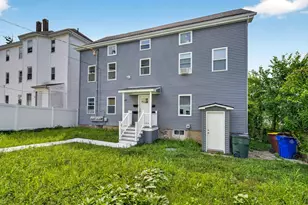 169 Grant St, Fall River, MA 02721 - Photo 4