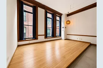 172 Middle St #206, Lowell, MA 01852 - Photo 10