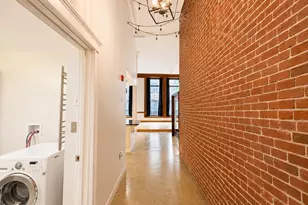 172 Middle St, Lowell, MA 01852 - Photo 4