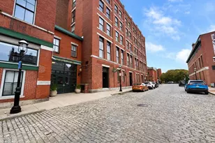 172 Middle St, Lowell, MA 01852 - Photo 1