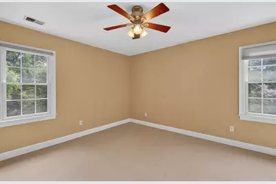 142 Holman St, Shrewsbury, MA 01545 - Photo 28